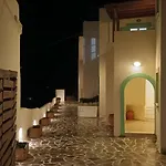 Naxos Olive & * Engaraí