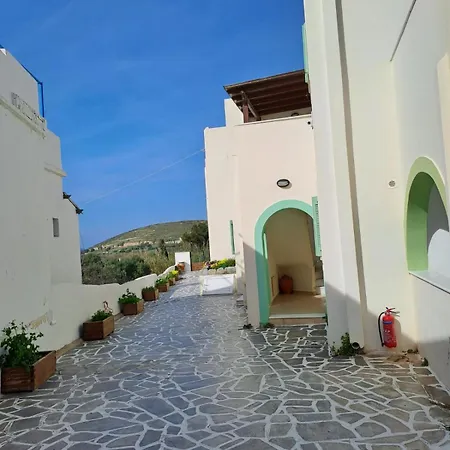 Naxos Olive & Engaraí