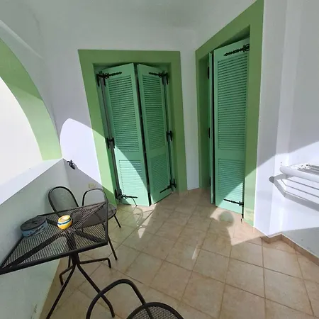 Naxos Olive & Apartamento *