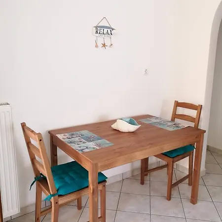 Naxos Olive & Appartement Engaraí