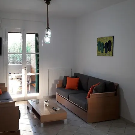 Naxos Olive & Appartement