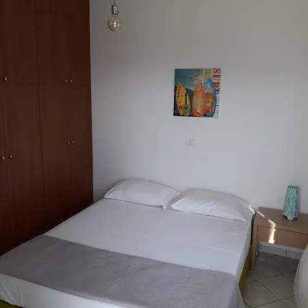 Naxos Olive & Appartement