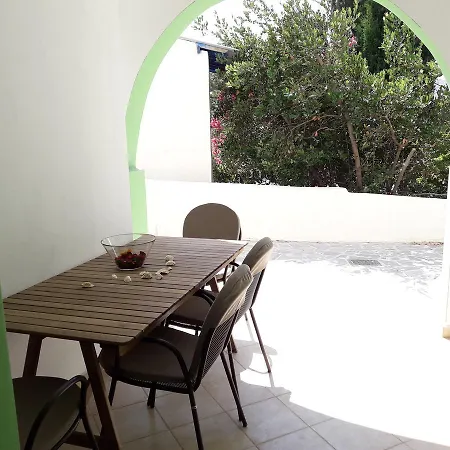 Naxos Olive & * Engaraí