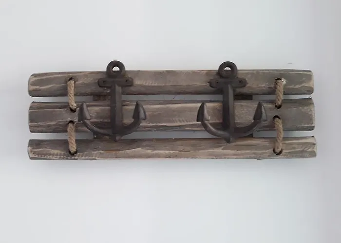 Naxos Olive & Апартаменты Engares