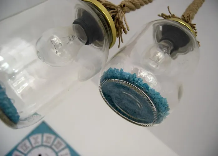 Naxos Olive & * Engares