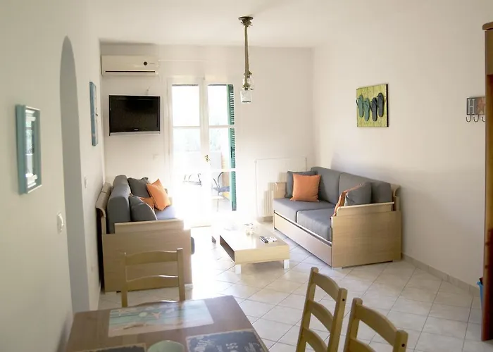 Naxos Olive & Engaraí