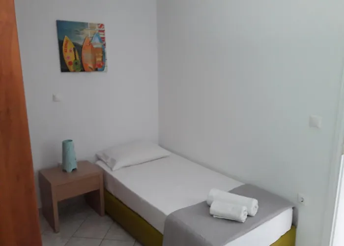 Naxos Olive & Апартаменты *